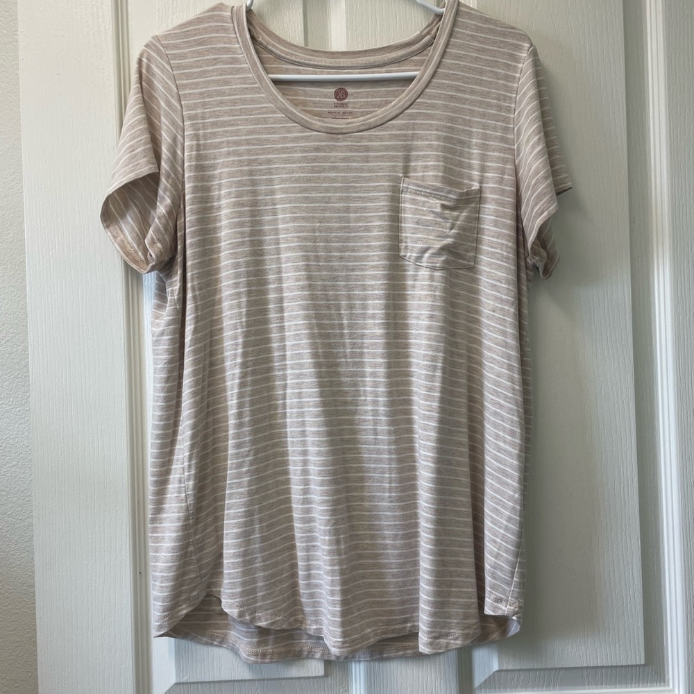 Kindred Bravely Oatmeal and white stripe nursing top size medium